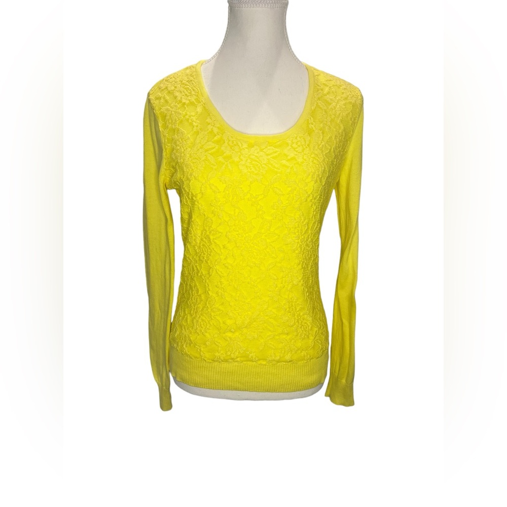 VAN HEUSEN STUDIO vibrant neon yellow long sleeve lace overlay top Size Small